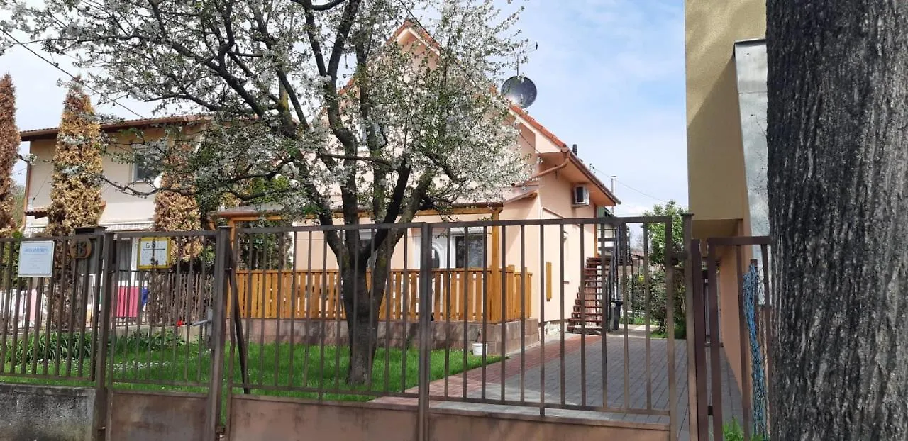 Rózsa Apartment Hajdúszoboszló